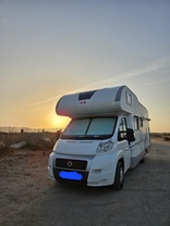 Location camping car adria