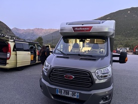 Location camping car challenger