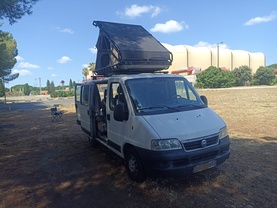 Location camping car adria