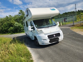 Location camping car adria