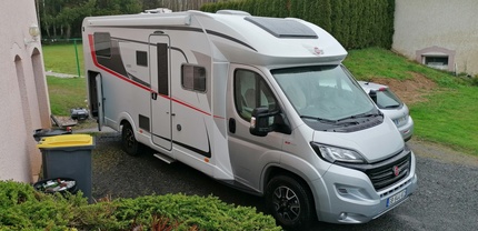 Location camping car burstner