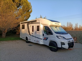 Location camping car challenger