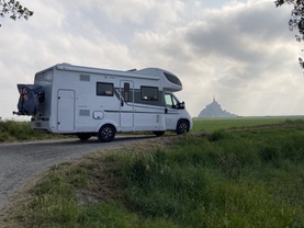 Location camping car adria