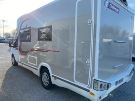 Location camping car challenger