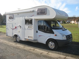 Location camping car challenger