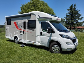 Location camping car challenger