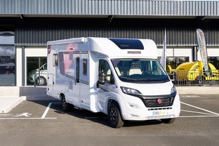 Location camping car pilote