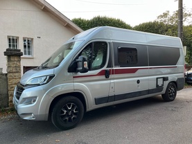 Location camping car adria