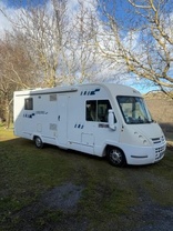 Location camping car pilote