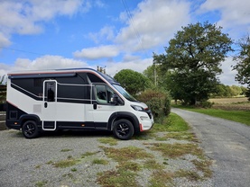 Location camping car challenger
