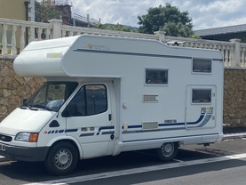 Location camping car pilote