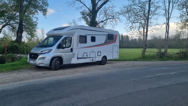 Location camping car burstner
