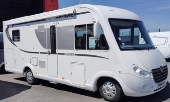 Location camping car pilote