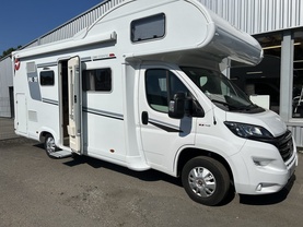 Location camping car pilote