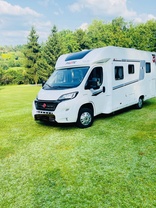 Location camping car pilote