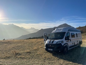 Location camping car challenger