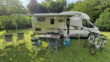 Location camping car adria