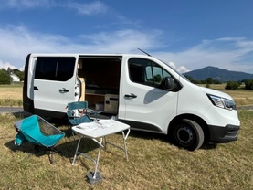 Location location renault trafic