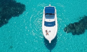 Location yacht