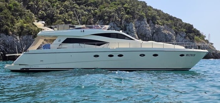 Location yacht