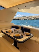 Location yacht