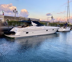 Location yacht