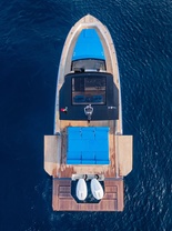 Location yacht