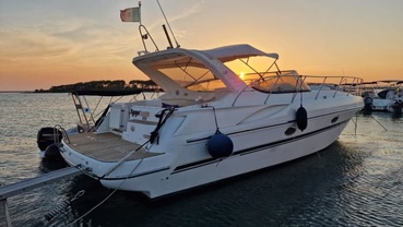 Location yacht