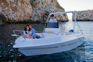 Location bateau a moteur