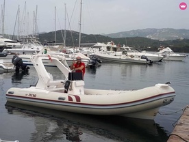Location bateau a moteur