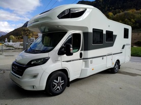 Location camping car adria