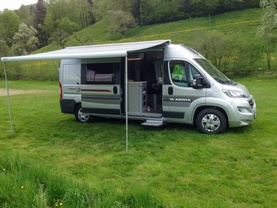 Location camping car adria