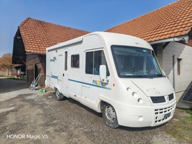 Location camping car pilote