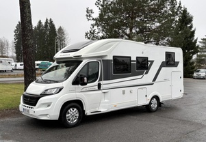 Location camping car adria