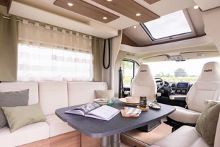 Location camping car pilote