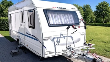 Location camping car adria