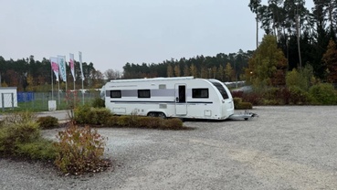 Location camping car adria
