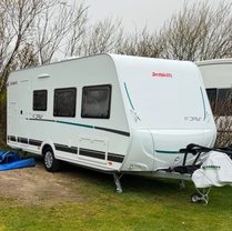 Location camping car dethleffs
