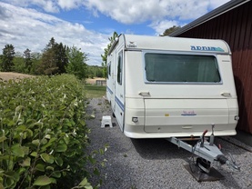 Location camping car adria
