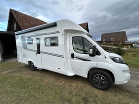 Location camping car pilote