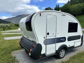 Location camping car adria