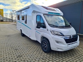Location camping car pilote