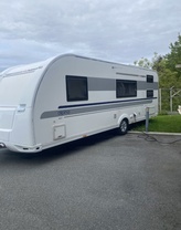 Location camping car adria