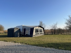 Location camping car adria