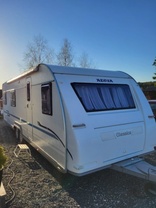 Location camping car adria