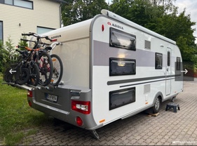 Location camping car adria