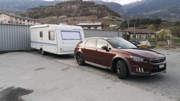 Location camping car adria
