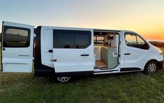 Location location renault trafic