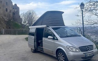 Location camping car mercedes