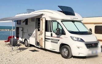 Location camping car adria